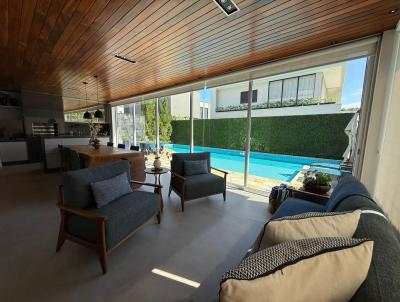Casa em Condom�nio para Venda, em Joinville, bairro Pirabeiraba (Pirabeiraba), 4 dormit�rios, 2 banheiros, 3 su�tes, 3 vagas