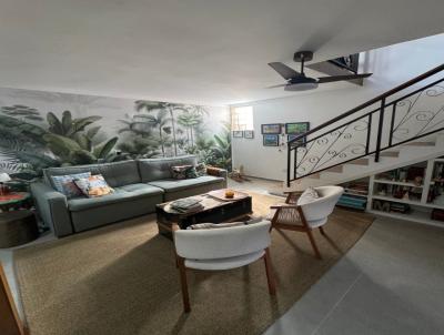 Casa / Sobrado para Venda, em Joinville, bairro Costa e silva, 4 dormit�rios, 4 banheiros, 2 su�tes, 3 vagas
