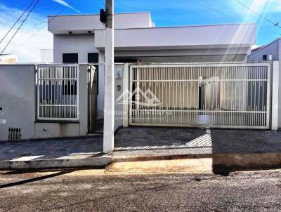 Casa para Venda, em Patos de Minas, bairro California, 3 dormit�rios, 3 banheiros, 1 su�te, 2 vagas