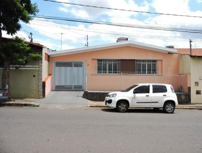 Casa para Venda, em Alfenas, bairro Centro, 3 dormit�rios, 3 banheiros, 1 su�te, 2 vagas