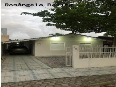 Casa para Venda, em Bombinhas, bairro Zimbros, 4 dormit�rios, 2 banheiros, 2 vagas