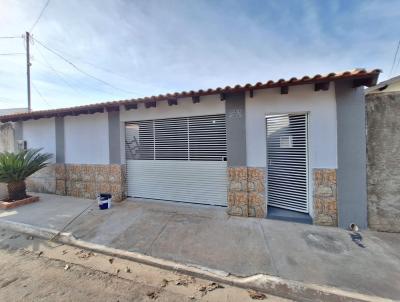 Casa para Venda, em V�rzea Grande, bairro CRISTO REI, 3 dormit�rios, 3 banheiros, 1 su�te, 2 vagas