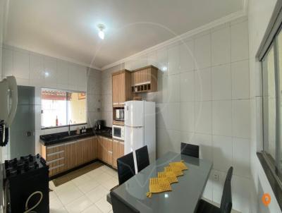 Casa para Venda, em Caldas Novas, bairro Serrinha, 3 dormit�rios, 2 banheiros, 1 su�te, 1 vaga