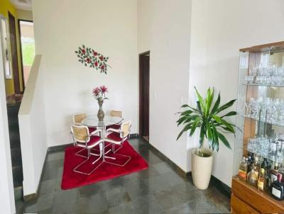 Casa para Venda, em Vi�osa, bairro JULIA MOLLA, 6 dormit�rios, 4 banheiros, 2 su�tes, 2 vagas