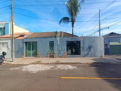 Casa para Venda, em Londrina, bairro Chamonix, 3 dormit�rios, 1 banheiro, 2 su�tes, 3 vagas