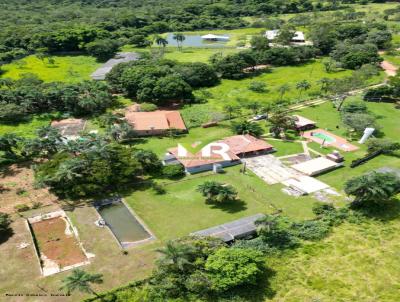 Ch�cara para Venda, em Caldas Novas, bairro Mans�es �guas Quentes, 5 dormit�rios, 2 banheiros