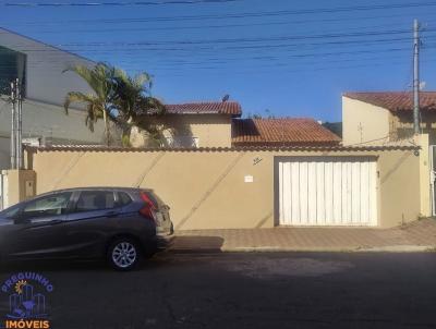 Casa para Venda, em Alfenas, bairro Jardim Aeroporto, 3 dormit�rios, 3 banheiros, 2 su�tes, 4 vagas