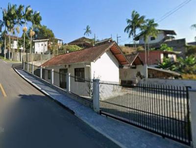 Casa para Venda, em Blumenau, bairro Velha Central, 3 dormit�rios, 2 banheiros, 2 vagas