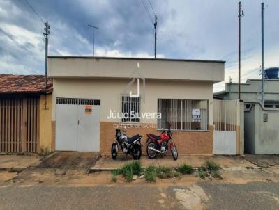 Casa para Venda, em Oliveira, bairro Bandeirantes, 4 dormit�rios, 1 banheiro, 1 vaga