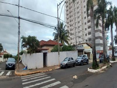 Casa 3 dormit�rios para Loca��o, em , bairro Centro, 3 dormit�rios
