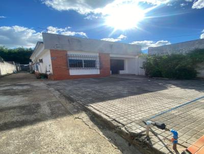 Casa para Loca��o, em Santana do Livramento, bairro CENTRO/DIVISA, 2 dormit�rios, 1 banheiro, 1 vaga