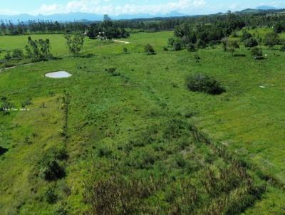 Fazenda para Venda, em Araruama, bairro �rea Rural, 3 dormit�rios, 2 banheiros, 1 su�te, 2 vagas