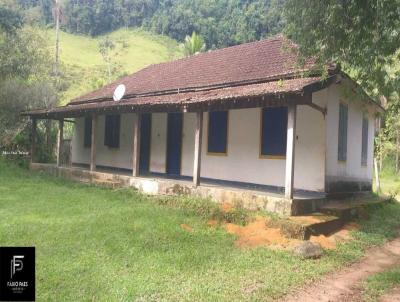 Fazenda para Venda, em Concei��o de Macabu, bairro �rea Rural, 3 dormit�rios, 1 banheiro, 1 su�te