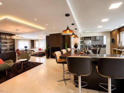 Casa para Venda, em Montenegro, bairro Centro, 4 dormit�rios, 5 banheiros, 4 su�tes, 8 vagas