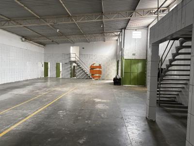 Galp�o para Loca��o, em Ferraz de Vasconcelos, bairro Jardim Cambiri, 4 dormit�rios, 3 banheiros, 1 su�te, 3 vagas