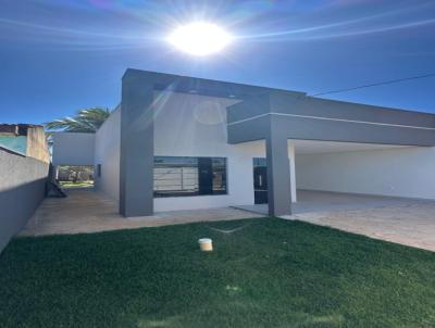 Casa para Venda, em Vilhena, bairro CRISTO REI, 2 dormit�rios, 1 banheiro, 1 su�te, 1 vaga