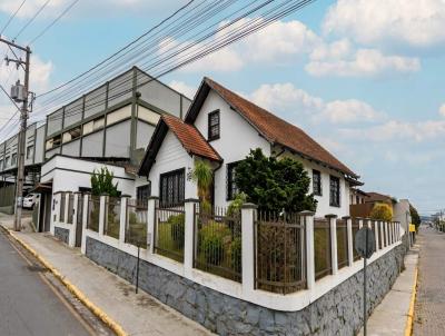 Casa para Venda, em S�o Bento do Sul, bairro Centro, 5 dormit�rios, 4 banheiros, 2 su�tes, 2 vagas