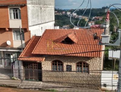 Casa para Venda, em Barbacena, bairro Centro, 4 dormit�rios, 2 banheiros, 1 vaga