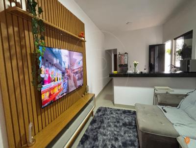 Casa para Venda, em Caldas Novas, bairro Popular, 2 dormit�rios, 2 banheiros, 1 su�te, 2 vagas