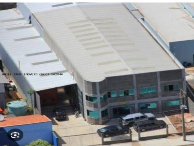 Barrac�o para Loca��o, em Mogi Gua�u, bairro Distrito Industrial Caruso, 4 banheiros, 10 vagas