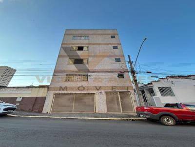 Apartamento para Loca��o, em Alfenas, bairro Centro, 3 dormit�rios, 1 banheiro, 1 su�te, 1 vaga
