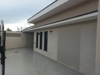 Casa para Venda, em Pirassununga, bairro CENTRO, 3 dormit�rios, 2 banheiros, 1 su�te, 1 vaga