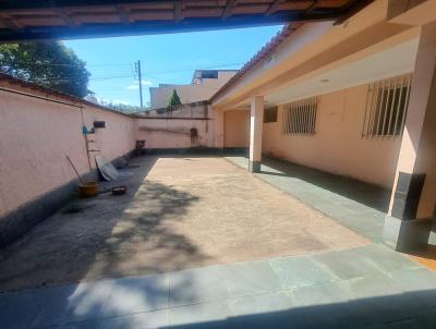 Casa para Venda, em Ipatinga, bairro Bom Retiro, 3 dormit�rios, 1 banheiro, 2 vagas