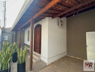 Casa para Venda, em Pouso Alegre, bairro Cruzeiro, 4 dormit�rios, 3 banheiros, 2 su�tes, 1 vaga