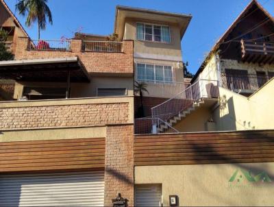 Casa para Venda, em Nova Friburgo, bairro Bela Vista, 3 dormit�rios, 3 banheiros, 1 su�te, 2 vagas