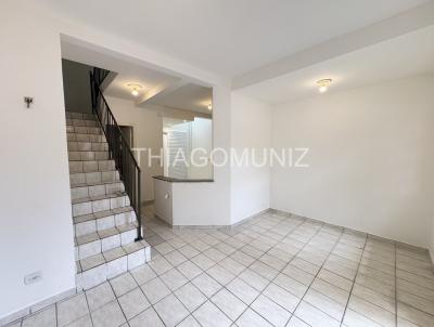 Sobrado em Condom�nio para Loca��o, em S�o Sebasti�o, bairro Vila Am�lia, 2 dormit�rios, 2 banheiros, 2 su�tes, 1 vaga