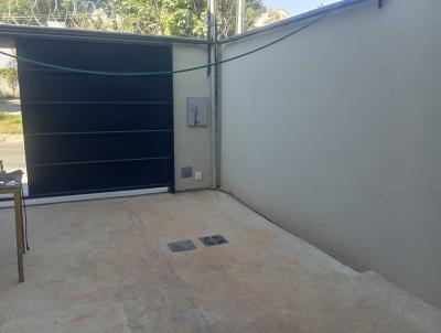 Casa Geminada para Venda, em Contagem, bairro Parque Xangri-L�, 2 dormit�rios, 2 banheiros, 2 vagas