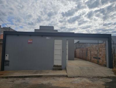Casa para Venda, em Carmo do Parana�ba, bairro BAIRRO BELO HORIZONTE, 2 dormit�rios, 1 banheiro, 4 vagas