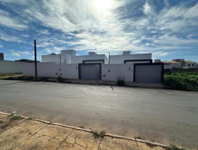 Casa para Venda, em Montes Claros, bairro Santo Antonio, 2 dormit�rios, 1 banheiro, 1 vaga