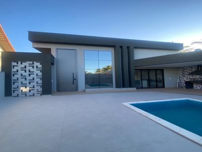 Casa em Condom�nio para Venda, em S�o Pedro da Aldeia, bairro Nova S�o Pedro, 3 dormit�rios, 2 banheiros, 2 su�tes, 2 vagas