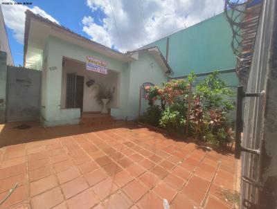 Casa para Venda, em Goi�nia, bairro Setor Centro Oeste, 3 dormit�rios, 1 banheiro