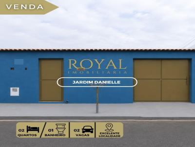 Casa para Venda, em Po�os de Caldas, bairro Jardim Danielle, 2 dormit�rios, 1 banheiro, 2 vagas