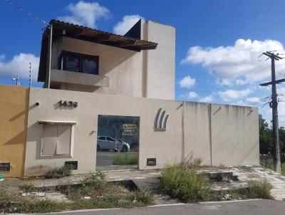 Comercial para Venda, em Natal, bairro Candel�ria, 5 banheiros
