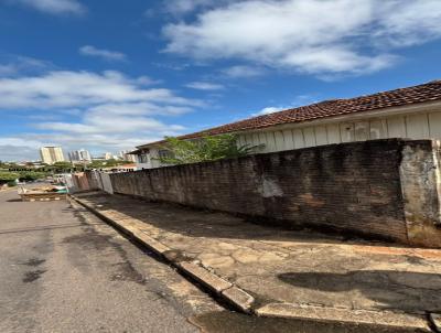 Casa para Loca��o, em Presidente Prudente, bairro Vila S�o Jorge, 3 dormit�rios, 1 banheiro, 2 vagas