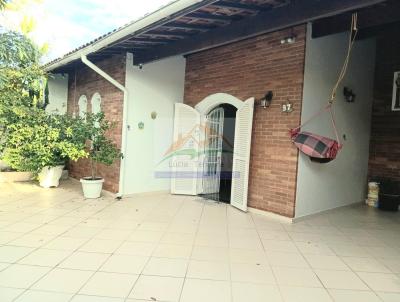 Casa para Venda, em Itanha�m, bairro Nova Itanha�m, 3 dormit�rios, 2 banheiros, 1 su�te, 3 vagas