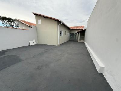 Casa para Venda, em Mococa, bairro Jardim Antonio Carlos Bernini, 2 dormit�rios, 1 banheiro, 2 vagas