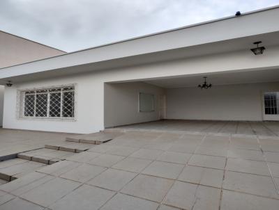 Casa para Loca��o, em Mogi Gua�u, bairro Jardim Santo Ant�nio, 3 dormit�rios, 3 banheiros, 1 su�te, 4 vagas