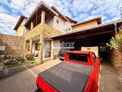 Casa para Venda, em Contagem, bairro Fonte Grande, 3 dormit�rios, 3 banheiros, 1 su�te, 4 vagas