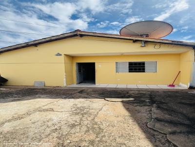 Casa para Venda, em V�rzea Grande, bairro Cristo rei, 2 dormit�rios, 1 banheiro, 2 vagas