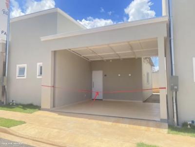 Casa em Condom�nio para Venda, em Cuiab�, bairro Bahamas, 2 dormit�rios, 1 banheiro, 1 su�te, 2 vagas