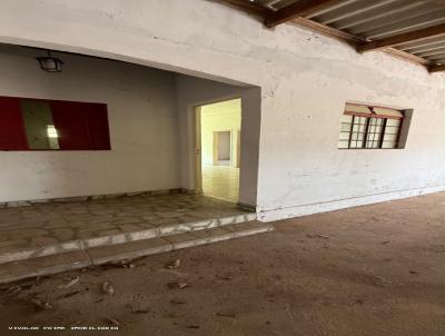Casa para Venda, em Cuiab�, bairro TIJUCAL, 2 dormit�rios, 1 banheiro, 2 vagas