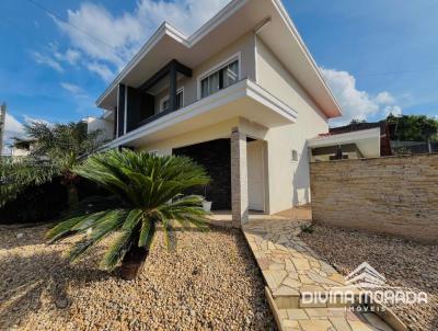 Casa para Venda, em Joinville, bairro Floresta, 3 dormit�rios, 2 banheiros, 1 su�te, 3 vagas