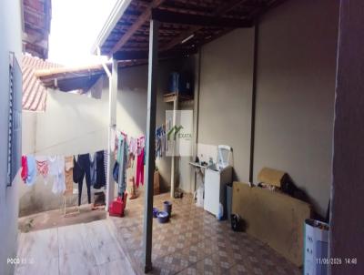 Casa para Venda, em S�o Sebasti�o do Para�so, bairro Vila Formosa, 3 dormit�rios, 1 banheiro, 2 vagas