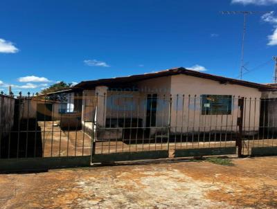 Casa para Venda, em Vian�polis, bairro , 1 dormit�rio, 1 banheiro, 1 su�te