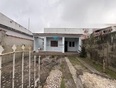 Casa para Venda, em Volta Redonda, bairro Aterrado, 3 dormit�rios, 1 banheiro, 1 su�te, 4 vagas