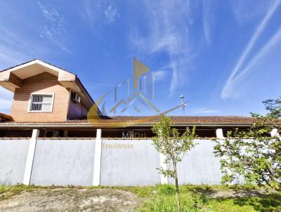 Casa para Venda, em Guaruj�, bairro Guaiuba, 5 dormit�rios, 5 banheiros, 2 su�tes, 3 vagas